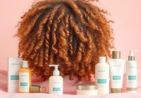 Jak dbać o kręcone włosy: porady i najlepsze kosmetyki Jak dbać o kręcone włosy: porady i najlepsze kosmetyki